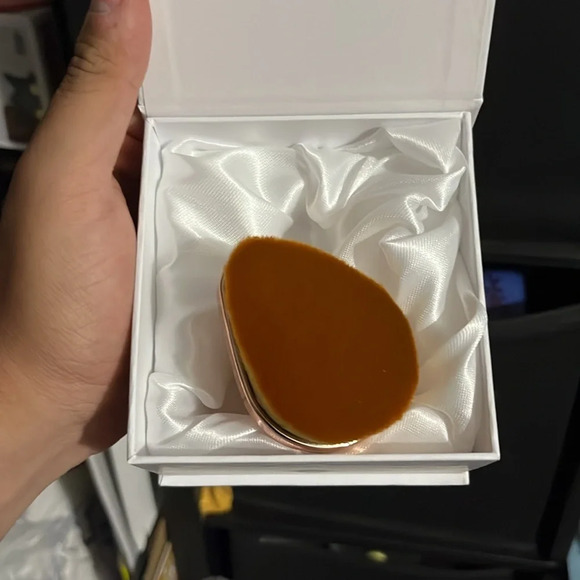 Eloise mini teardrop brush - Picture 4 of 4